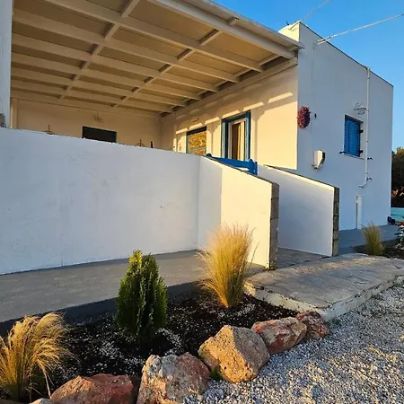 Bayview Villa With Jaccuzi - Milos Zefiria Exterior photo