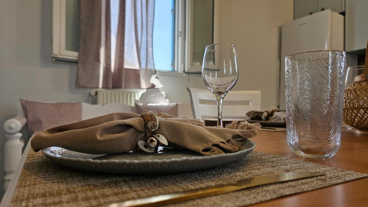 Villa Bayview With Jaccuzi - Milos Zefiria